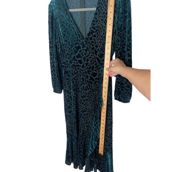 Calvin Klein 8 Burnout Velvet Animal Print Long Sleeve Wrap Dress Teal Green - Picture 11 of 11